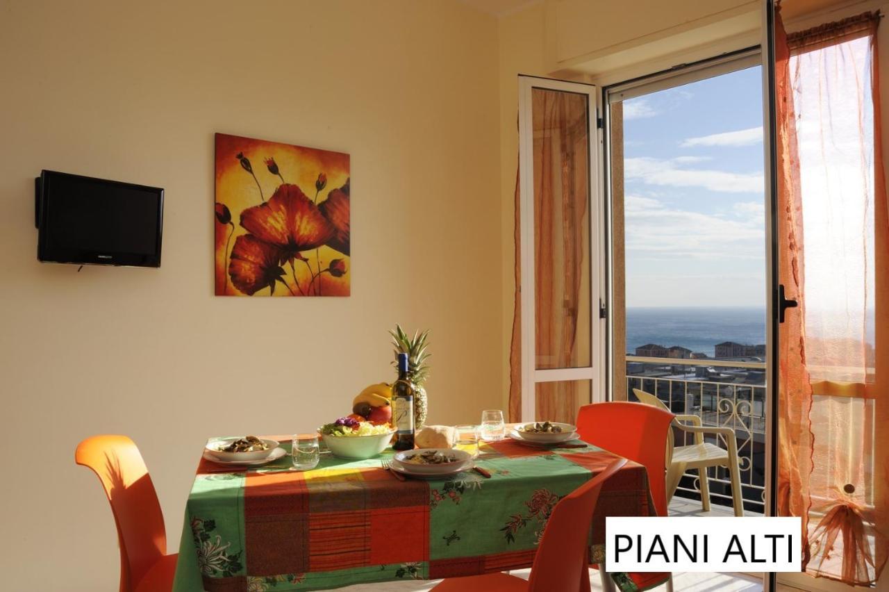 Residence Bellevue Apartments Pietra Ligure Extérieur photo