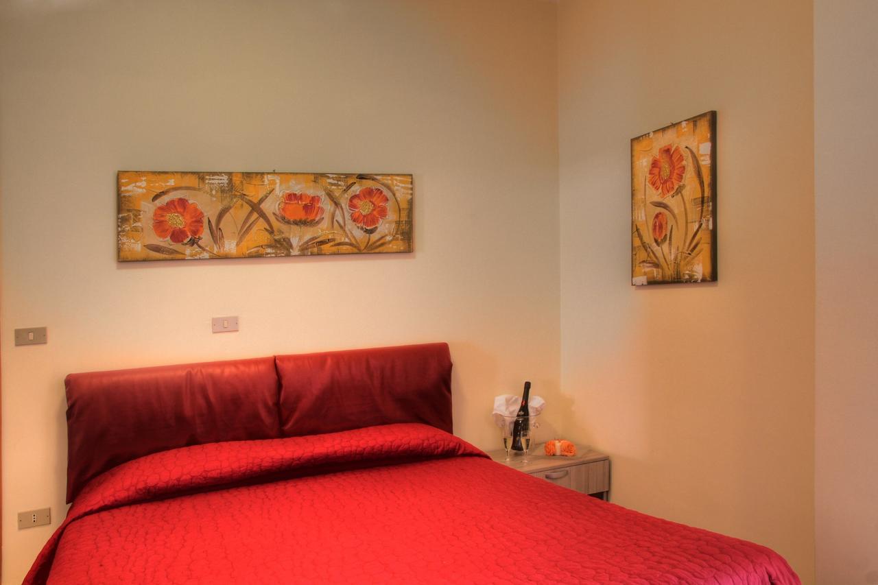 Residence Bellevue Apartments Pietra Ligure Extérieur photo