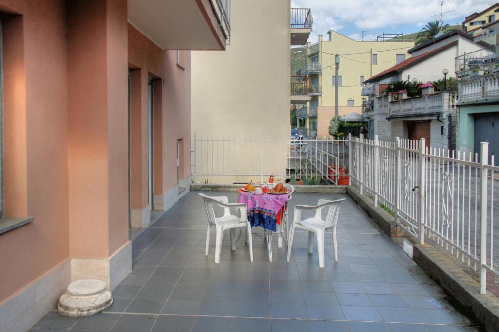 Residence Bellevue Apartments Pietra Ligure Chambre photo